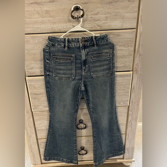 American Eagle Wide Leg Jeans - Picture 2 of 8